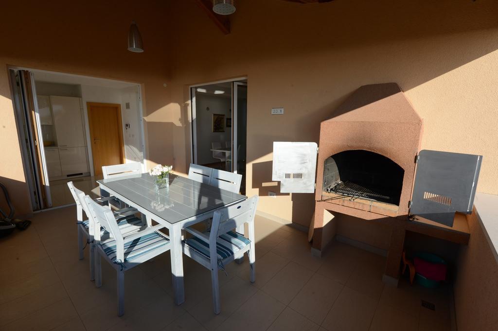 Apartment Mara Petrcane Rum bild