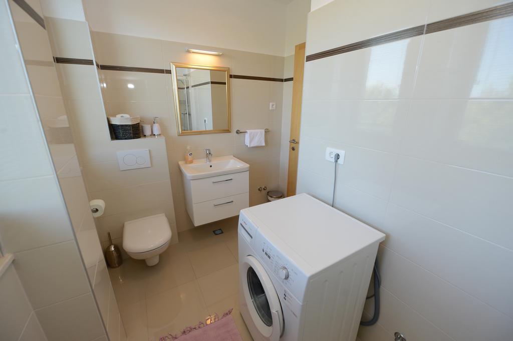 Apartment Mara Petrcane Rum bild