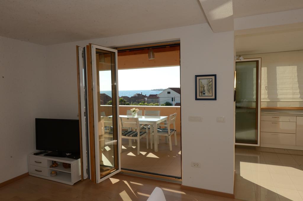 Apartment Mara Petrcane Rum bild