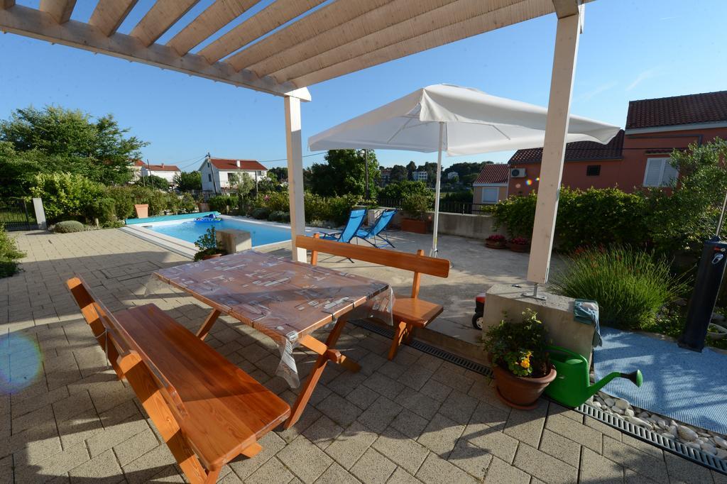 Apartment Mara Petrcane Rum bild