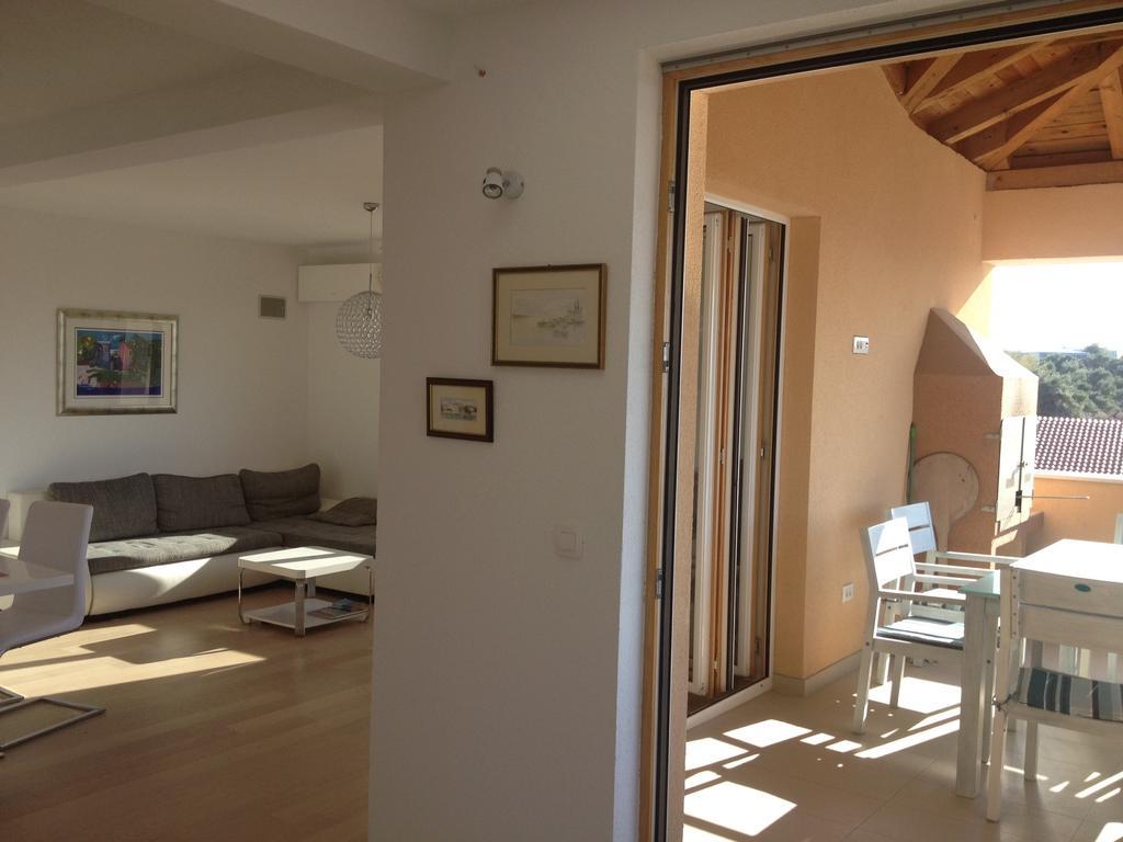 Apartment Mara Petrcane Rum bild