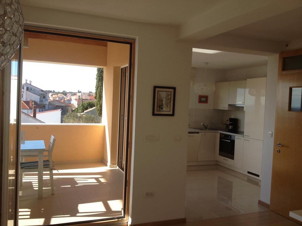 Apartment Mara Petrcane Rum bild