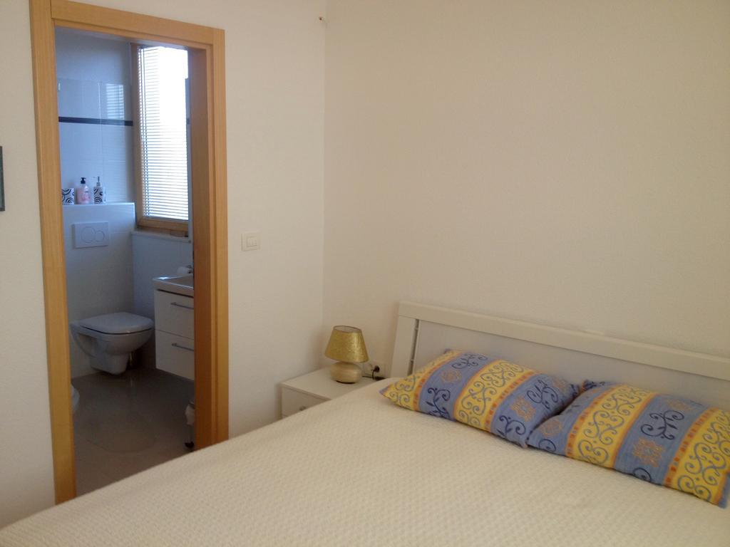 Apartment Mara Petrcane Rum bild